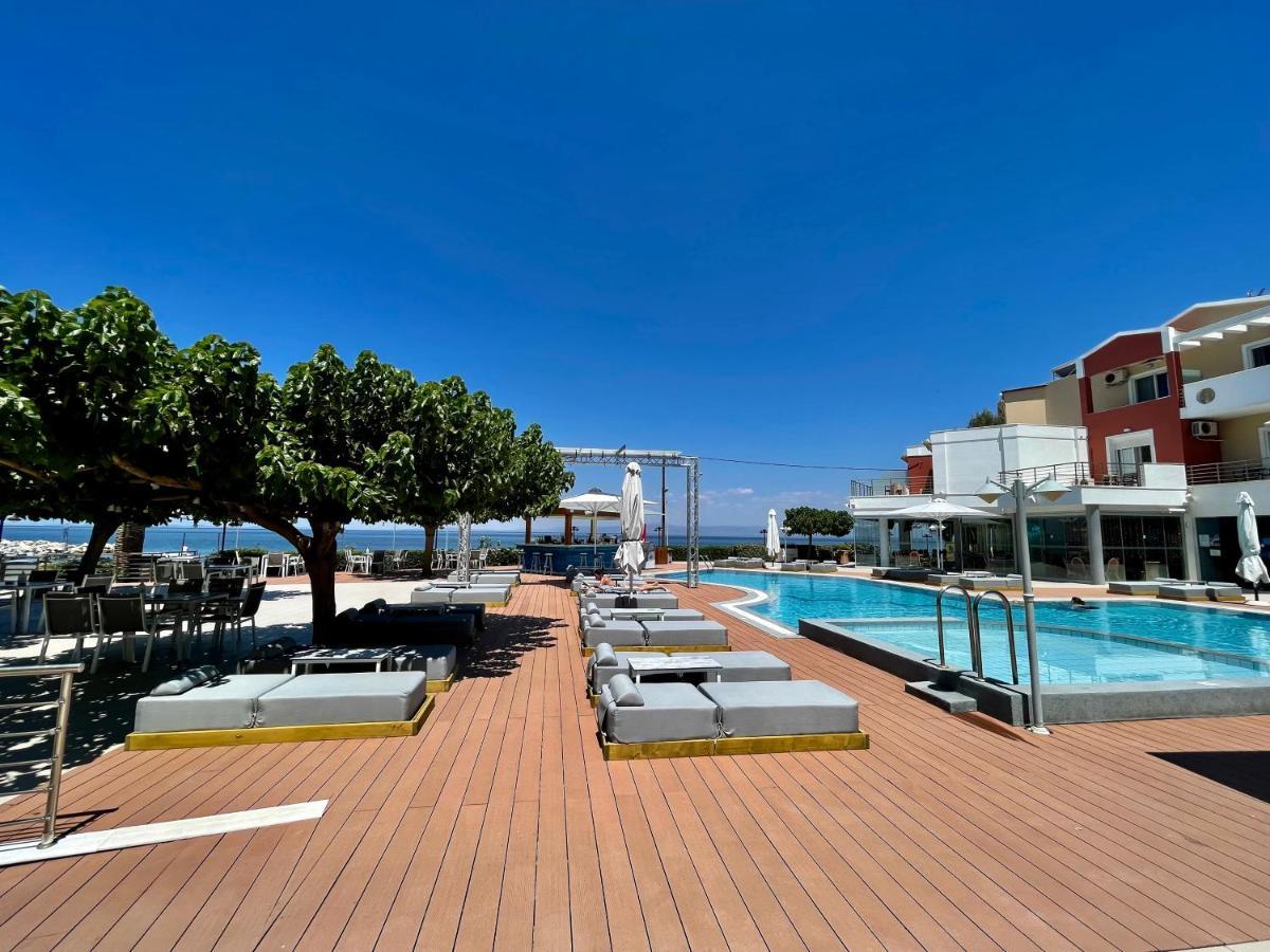 Mytilíni Heliotrope Hotels מראה חיצוני תמונה