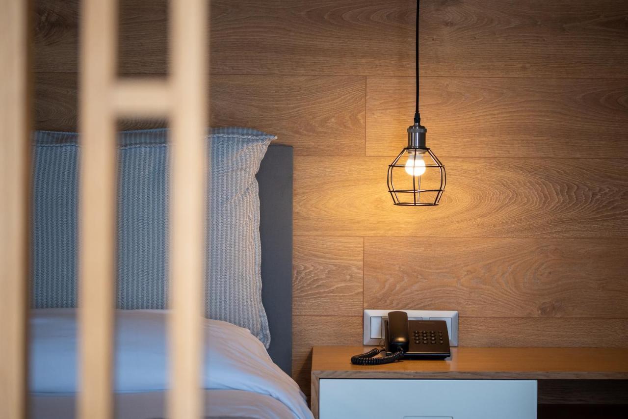 Mytilíni Heliotrope Hotels מראה חיצוני תמונה
